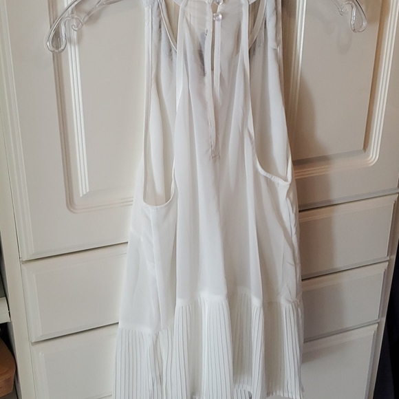 Top - Picture 4 of 6